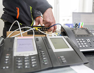 Installation von VoIP und Telefonanlagen durch EMS Elektrotechnik Stefan Mantel